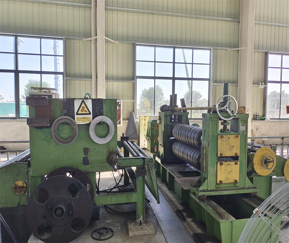 16653682382598.jpg 縱剪機(jī)-1000.jpg